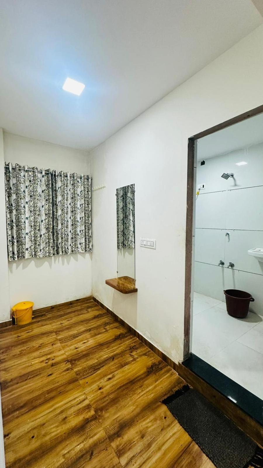 Shanor Patel Hotel & Guest House מראה חיצוני תמונה